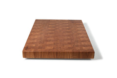 Schneidebrett Holz aus Eiche | XXL Holzbrett | rutschfeste Edelstahl Füße massives Küchenbrett 60x40x4,5 groß | Holzschneidebrett